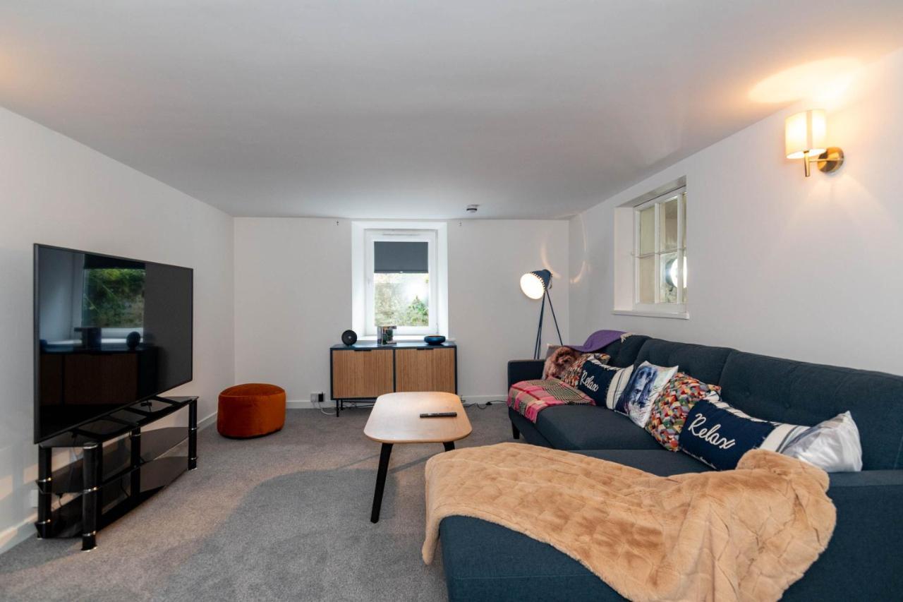 Rosebank House Blairgowrie - Sleeps 12, Games Rooms, Ev Point, Pets Welcome Blairgowrie and Rattray Ngoại thất bức ảnh