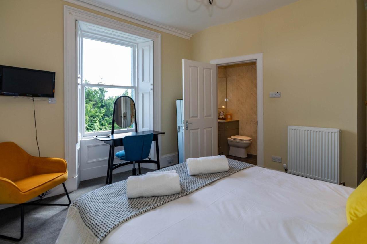 Rosebank House Blairgowrie - Sleeps 12, Games Rooms, Ev Point, Pets Welcome Blairgowrie and Rattray Ngoại thất bức ảnh