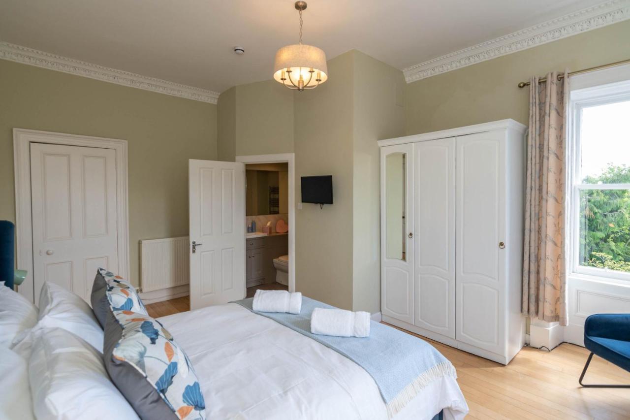 Rosebank House Blairgowrie - Sleeps 12, Games Rooms, Ev Point, Pets Welcome Blairgowrie and Rattray Ngoại thất bức ảnh