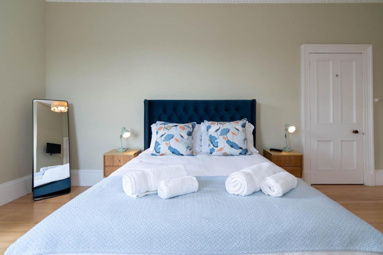 Rosebank House Blairgowrie - Sleeps 12, Games Rooms, Ev Point, Pets Welcome Blairgowrie and Rattray Ngoại thất bức ảnh