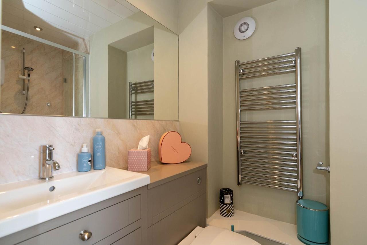 Rosebank House Blairgowrie - Sleeps 12, Games Rooms, Ev Point, Pets Welcome Blairgowrie and Rattray Ngoại thất bức ảnh